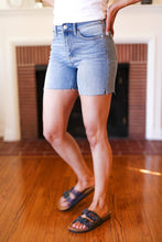 Load image into Gallery viewer, Judy Blue Medium Wash Mid Rise Cut Off Jean Shorts
