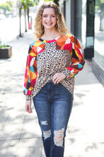 Load image into Gallery viewer, Rust &amp; Khaki Geometric Animal Print Color Block Bubble Sleeve Top
