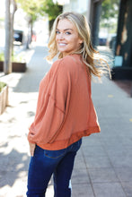 Load image into Gallery viewer, Weekend Ready Rust Mineral Wash Rib Pullover Top
