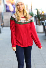 Load image into Gallery viewer, Christmas Red Terry Hacci Color Block Pullover
