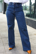 Load image into Gallery viewer, Judy Blue Medium Wash High Waist Wide Leg Jeans
