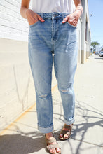 Load image into Gallery viewer, Judy Blue High-Rise Boyfriend Cuffed Hem Star Pocket Jeans
