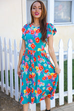 Load image into Gallery viewer, In Your Dreams Emerald Floral Print Folded Flutter Sleeve Midi Dress
