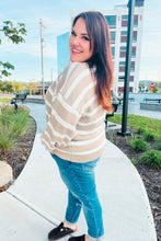 Load image into Gallery viewer, Hunter Green &amp; Taupe Striped Color Block Sweater
