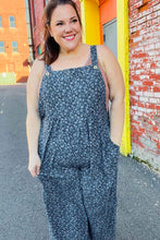 Load image into Gallery viewer, Feeling Femme&#39; Charcoal Floral Print Baggy Overall Jumpsuit
