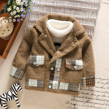 Load image into Gallery viewer, Plaid Splice Fleece Coat
